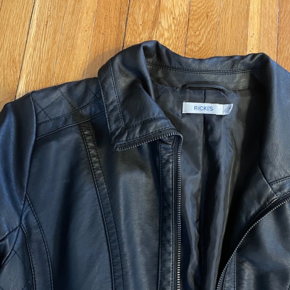 Faux leather jacket - Picture 2 of 3
